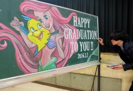 11区#大神#的校园神作#黑板板#Orz[吃惊]
各种场景的都有[嘻嘻]