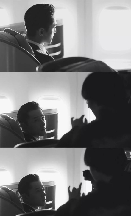 来一发胡歌的帅照吧，感觉就是二次元忧郁男神穿越了[害羞][悲伤]