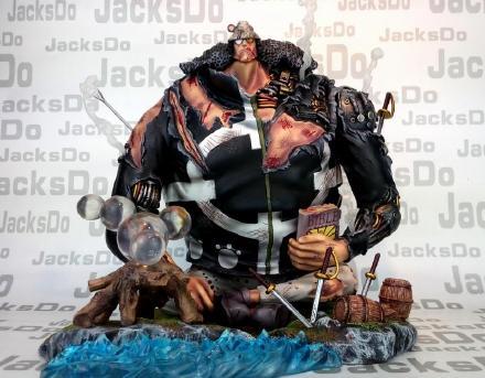 【手办欣赏】这个#熊#细节太赞，分分钟让我们热血，那为了自己的信念不惜牺牲的特质~！[嘻嘻]