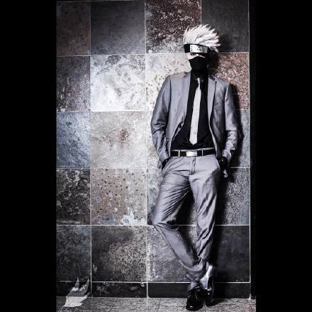 ins上一位专注cos卡卡西33的网友suki_cosplay，简直帅了一脸，你们感受下！