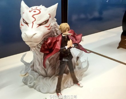 夏目贵志&杨沟三三联合手办，有没有心动想不想入手一台[嘻嘻]