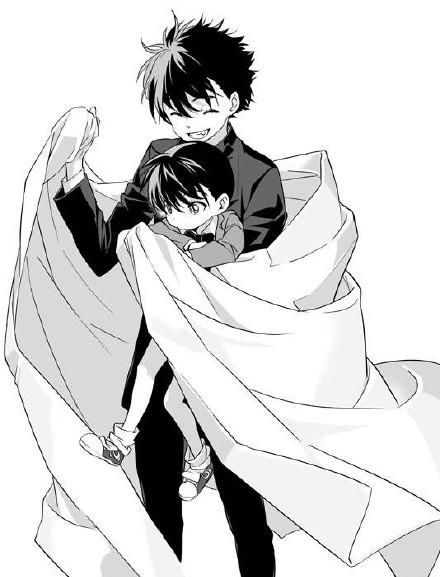 日本画师笔下黑白风的柯南基德系列[嘻嘻]
最萌身高差CP[害羞]