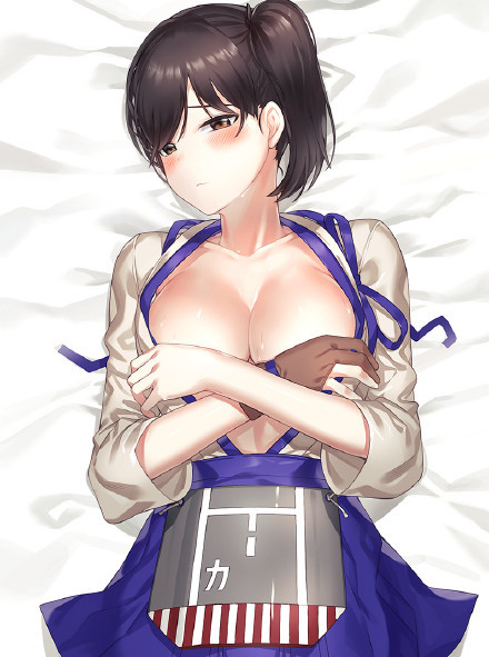 制服诱惑怎么样！！！[花心]
来吧皮鞭；来吧锁链；来吧兔耳；