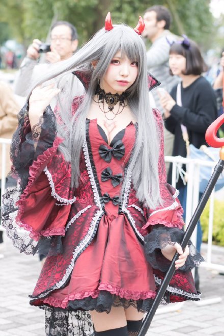 岛国coser enako御台场万圣节游行[花心]
这是下了一番功夫呀[嘻嘻]