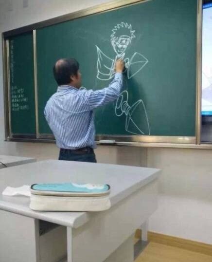 #黑板报#厉害了我的老师
看别人家的老师是如何上课的，一个活的鸣人跃跃欲出[哈哈]