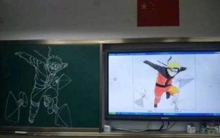 #黑板报#厉害了我的老师
看别人家的老师是如何上课的，一个活的鸣人跃跃欲出[哈哈]