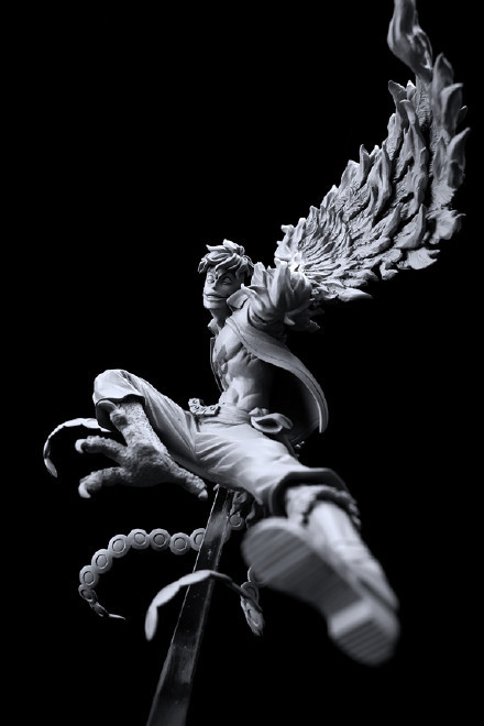 白胡子海贼团第一队队长顶上战争精美手办造型，帅呆了[嘻嘻]