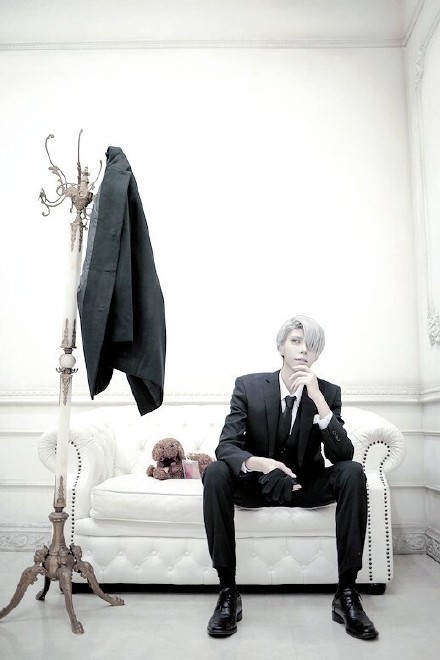 冰上的尤里神 cos，最近这部漫很火呀！[思考]