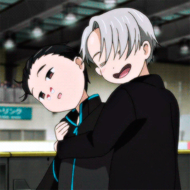 冰上的尤里心形嘴的维克托[可怜]
腐女们有没有想上去咬一口[害羞]