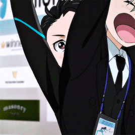 冰上的尤里心形嘴的维克托[可怜]
腐女们有没有想上去咬一口[害羞]