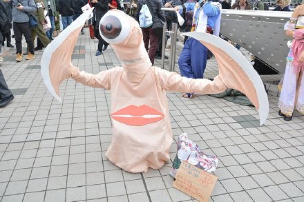 C91漫展上的cos，哈哈哈哈哈口嚼酒和麻将银桑[笑cry][笑cry]
怎么什么妖魔鬼怪都登场了[挖鼻屎][嘻嘻]