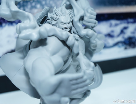 路飞四挡超帅气手办[嘻嘻]
感觉有点像中国寺庙里面的天王[思考]