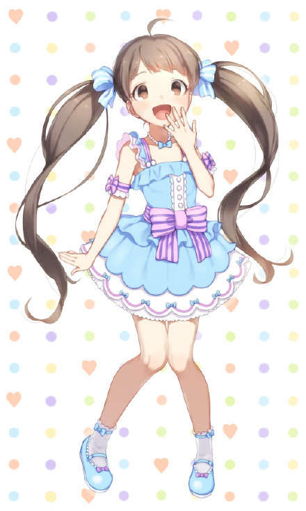 #营养快线系列#可爱小萝莉，一口吃下去[花心]