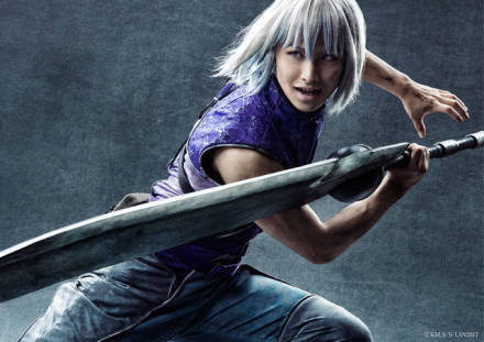 火影新年舞台剧，这个装扮绝对是cosplay的典范呀！[哈哈]
鬼鲛、迪达拉、阿飞，太帅了[哈哈]