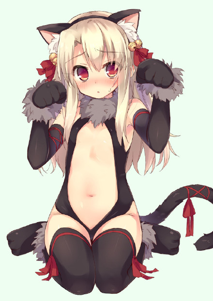 #营养快线系列#巨乳翘臀萝莉控，猫耳兽尾比基尼，海浪沙滩湿满身[花心][害羞]