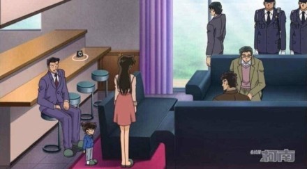 青山大大估计是画烦了，哈哈[笑cry]
柯比特人呀[吃惊]