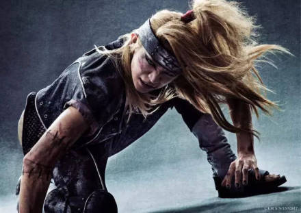 火影新年舞台剧，这个装扮绝对是cosplay的典范呀！[哈哈]
鬼鲛、迪达拉、阿飞，太帅了[哈哈]