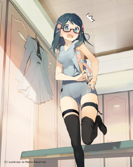 泳装#美少女#，夏日来临[挖鼻屎]