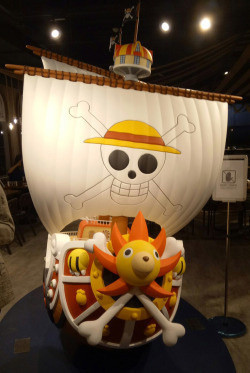 #周边# 台湾海贼王主题餐厅，好诱人，不知道价格怎么样[思考]