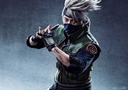 日本火影舞台剧的定妆照，果然专业的cos就是不一样[挖鼻屎][哈哈]