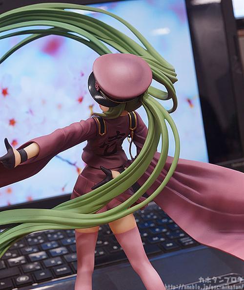 FREEIN出品，初音未来千本樱MV造型精美手办军服版组图大赏。