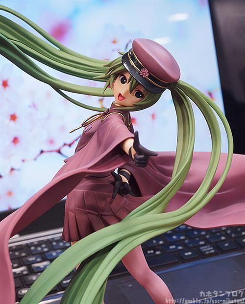 FREEIN出品，初音未来千本樱MV造型精美手办军服版组图大赏。