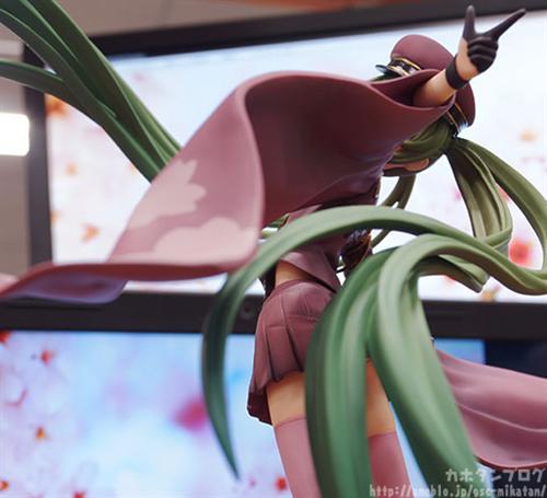 FREEIN出品，初音未来千本樱MV造型精美手办军服版组图大赏。