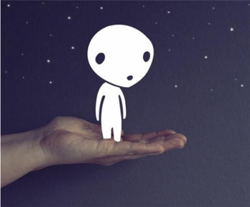 人其实很难真正自由，锁住人的，往往是那人自己