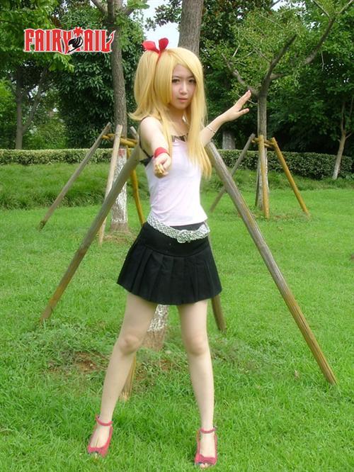 一张露西的Cosplay，气质略显差，贵在参与，5分！！！(◕ω＜)☆