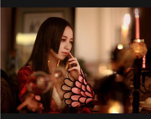 胸器逼人！女帝波雅·汉库克绝美Cosplay,感觉像是充气的一样(＠_＠;)?