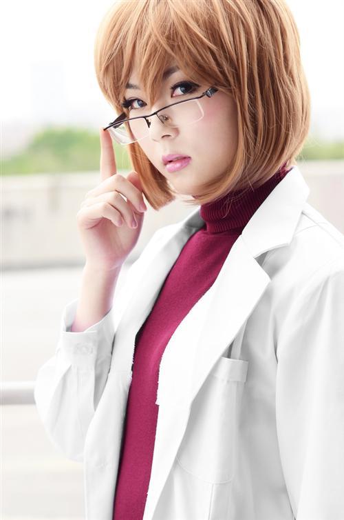 雪莉宫野志保Cos  角色 宫野志保 cn:  宇文 staff化妆：宇文  (✿✪‿✪｡)ﾉ 哀殿（熊扑）