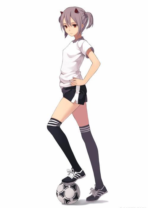 各类奇葩袜子赏析,夏有黑白黄蓝丝，冬有短裙长筒袜，妹子们展现美腿的欲望是不会改变的,下面就盘点下那些让人把持不住的有趣袜子，各位对美腿魅袜是否满意呢