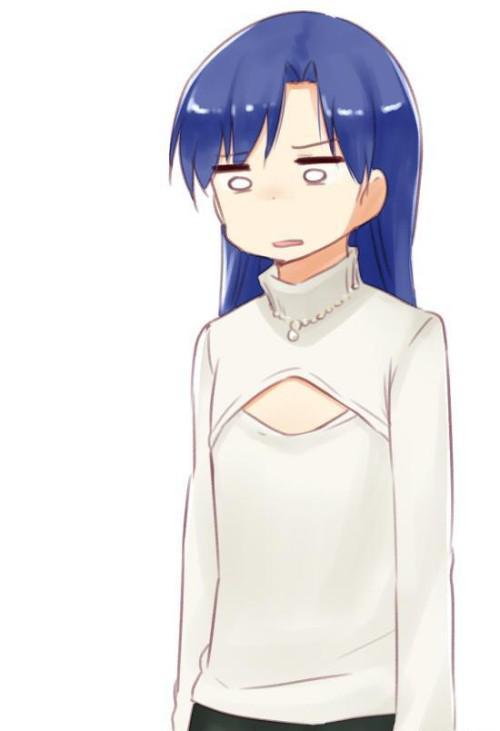 被玩坏了的开胸衫，二次元妹子穿上萌萌哒；波涛胸涌的妹子自不必说，没有胸的妹子也可以拿膝盖修饰。但是最后乱入的是什么东东，除了抠脚大汉外，连外星异形都有，画面太美也是醉了…