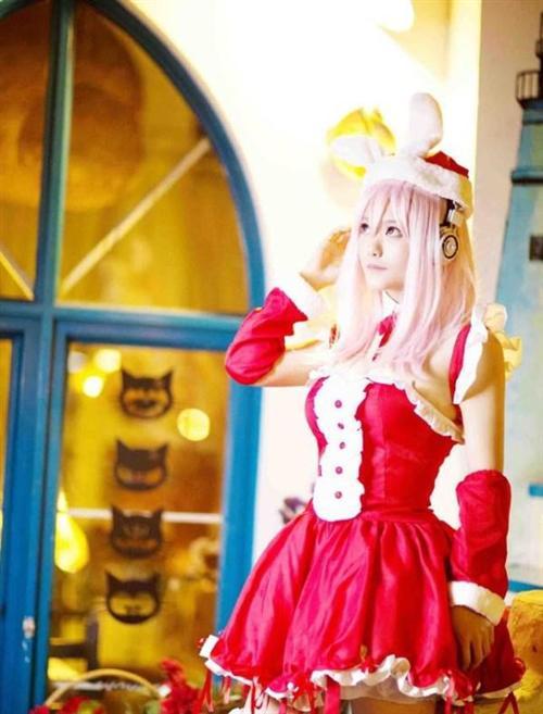 圣诞节即将到来，圣诞福利自然不能少。美少女玩家COS超级索尼子的性感图,清纯可爱加波涛汹涌，一定要Hold住呀，亲们