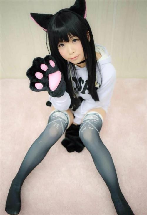 元旦福利第二弹：妹子大秀自拍长腿黑丝惹人爱(✿✪‿✪｡)ﾉ ，祝大家元旦快乐，幸福成双