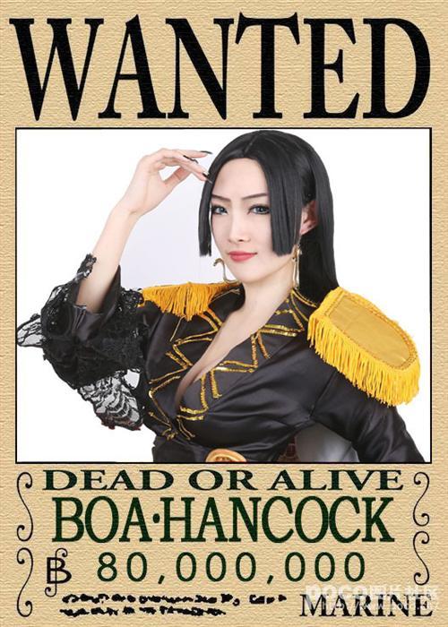 海贼王女帝博雅汉库克Cosplay，请叫我女王大人  角色 女帝     cn:  coser-弑殇 
staff摄影：光瞳印象-光晕  光瞳印象-腿biubiu化妆：coser-弑殇后期：coser-弑殇协力：coser-弑殇 转自：bcy.net/coser/detail/8373/32243