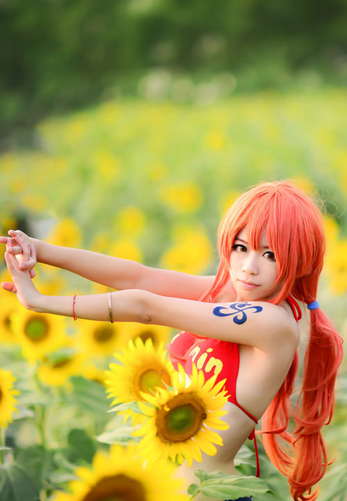 最强航海士——小贼猫娜美Cosplay，贫乳也有爱[花心]
角色 娜美     cn:  Banana笨娜娜 
staff摄影：歌罢海西流化妆：Banana笨娜娜后期：Banana笨娜娜
bcy.net/coser/detail/14495/129602