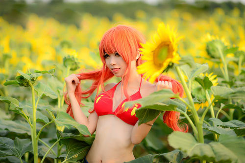 最强航海士——小贼猫娜美Cosplay，贫乳也有爱[花心]
角色 娜美     cn:  Banana笨娜娜 
staff摄影：歌罢海西流化妆：Banana笨娜娜后期：Banana笨娜娜
bcy.net/coser/detail/14495/129602