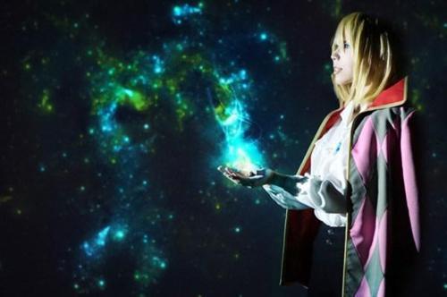 吉卜力动漫Cosplay全搜罗，那些年的美与自然的世界！说起动漫时，每个人都会在记忆深处的一个角落留给宫崎骏与吉卜力工作室的。 她们的那种清新自然，那种骑士精神，那种美好回忆的秋天，总是让我们心灵得到慰藉，灵魂得到洗涤（没看的赶紧恶补去！）。让我们再次回味下那些年吉卜力带给我们的美好回忆与感动。[嘻嘻][哈哈]