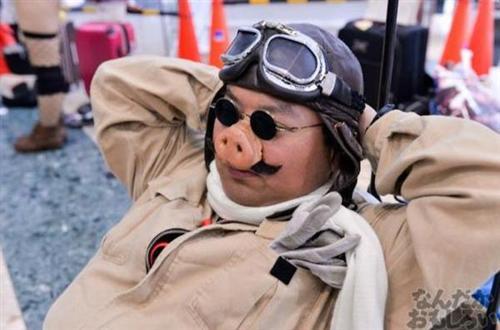 吉卜力动漫Cosplay全搜罗，那些年的美与自然的世界！说起动漫时，每个人都会在记忆深处的一个角落留给宫崎骏与吉卜力工作室的。 她们的那种清新自然，那种骑士精神，那种美好回忆的秋天，总是让我们心灵得到慰藉，灵魂得到洗涤（没看的赶紧恶补去！）。让我们再次回味下那些年吉卜力带给我们的美好回忆与感动。[嘻嘻][哈哈]