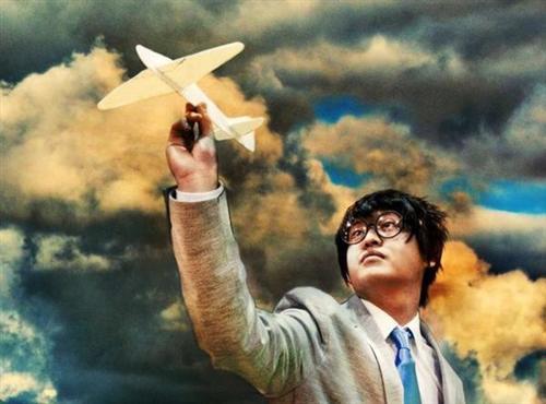 吉卜力动漫Cosplay全搜罗，那些年的美与自然的世界！说起动漫时，每个人都会在记忆深处的一个角落留给宫崎骏与吉卜力工作室的。 她们的那种清新自然，那种骑士精神，那种美好回忆的秋天，总是让我们心灵得到慰藉，灵魂得到洗涤（没看的赶紧恶补去！）。让我们再次回味下那些年吉卜力带给我们的美好回忆与感动。[嘻嘻][哈哈]