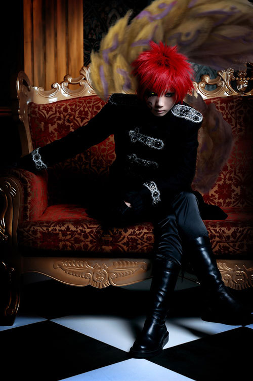 火影忍者我爱罗Cosplay，风影大大可棒，葫芦上的包装拆掉会更好[嘻嘻]
 原作 火影忍者
角色 我爱罗     cn:  镜无意 
staff摄影：悟空  仙境  404  洛洛 bcy.net/coser/detail/11679/48538