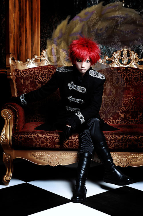 火影忍者我爱罗Cosplay，风影大大可棒，葫芦上的包装拆掉会更好[嘻嘻]
 原作 火影忍者
角色 我爱罗     cn:  镜无意 
staff摄影：悟空  仙境  404  洛洛 bcy.net/coser/detail/11679/48538