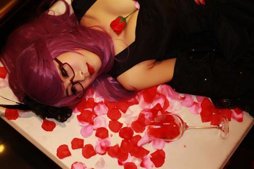 东京食尸鬼神代利世Cos  神似[花心] cn:  陆大壮 
staff摄影：魂淡化妆：花花后期：花花协力：浅小貂  雪泥马  狼王 bcy.net/coser/detail/21796/175037