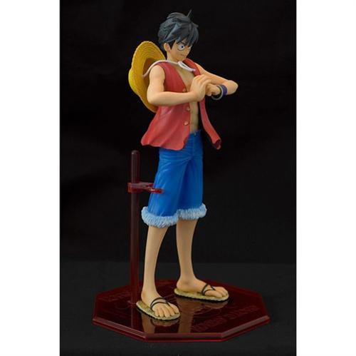 #海贼王P.O.P 系列# 角色：蒙奇·D·路飞(モンキー･D･ルフィ)
系列：P.O.P Series 1
造型师：福田 贵
发售价：¥3990日元
发售日期：2004/04
高度：220mm
限定：否
