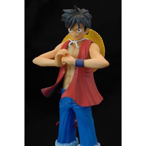#海贼王P.O.P 系列# 角色：蒙奇·D·路飞(モンキー･D･ルフィ)
系列：P.O.P Series 1
造型师：福田 贵
发售价：¥3990日元
发售日期：2004/04
高度：220mm
限定：否