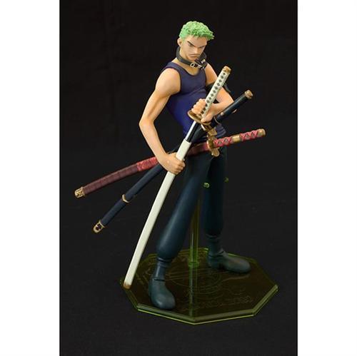 #海贼王P.O.P 系列#角色： 罗罗诺亚·索隆(ロロノア・ゾロ)
系列： P.O.P Series 1
造型师： Layup (レイアップ)
发售价： ¥3990日元
发售日期：2004/04
高度： 230mm
限定： 否