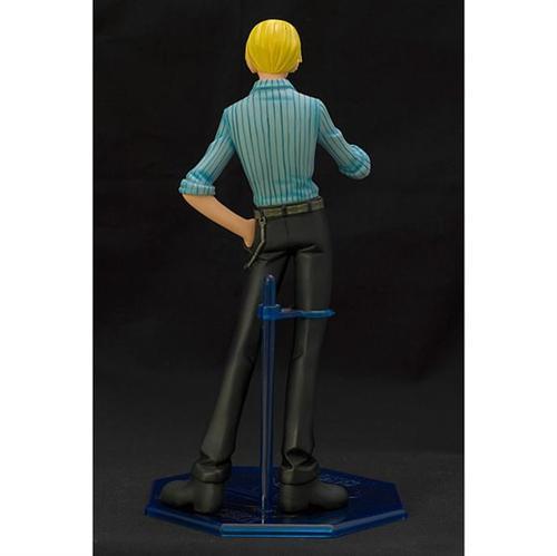 #海贼王P.O.P 系列#角色： 山治(サンジ)
系列： P.O.P Series 2
造型师： Layup (レイアップ)
发售价： ¥3990日元
发售日期：2004/10
高度： 230mm
限定： 否