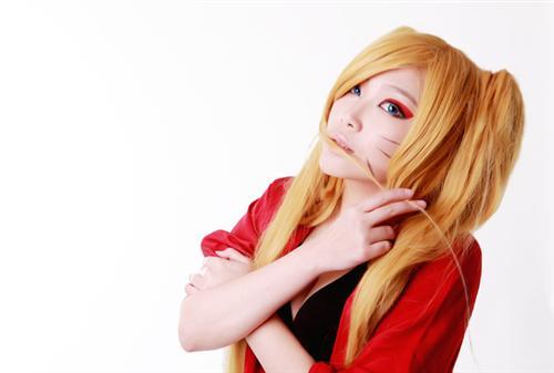 妹子喷血Cosplay鸣人，不能再性感了,PS:第一张有点像韩雪[花心]  cn:  朴小蕥 
staff化妆：路路后期：朴小蕥协力：山田小宝说美咲要姓伏 bcy.net/coser/detail/4581/17634