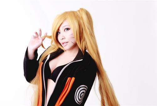 妹子喷血Cosplay鸣人，不能再性感了,PS:第一张有点像韩雪[花心]  cn:  朴小蕥 
staff化妆：路路后期：朴小蕥协力：山田小宝说美咲要姓伏 bcy.net/coser/detail/4581/17634